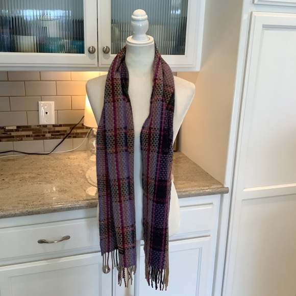 Italian Lambswool Plaid Scarf - Picture 2 of 6